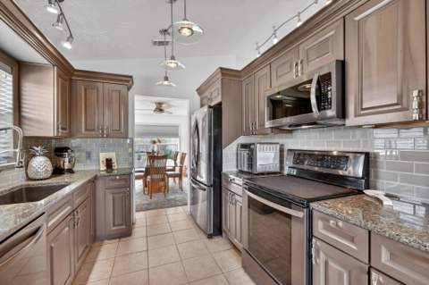 6713 Alemendra Street, Fort Pierce FL - photo 9 of 30