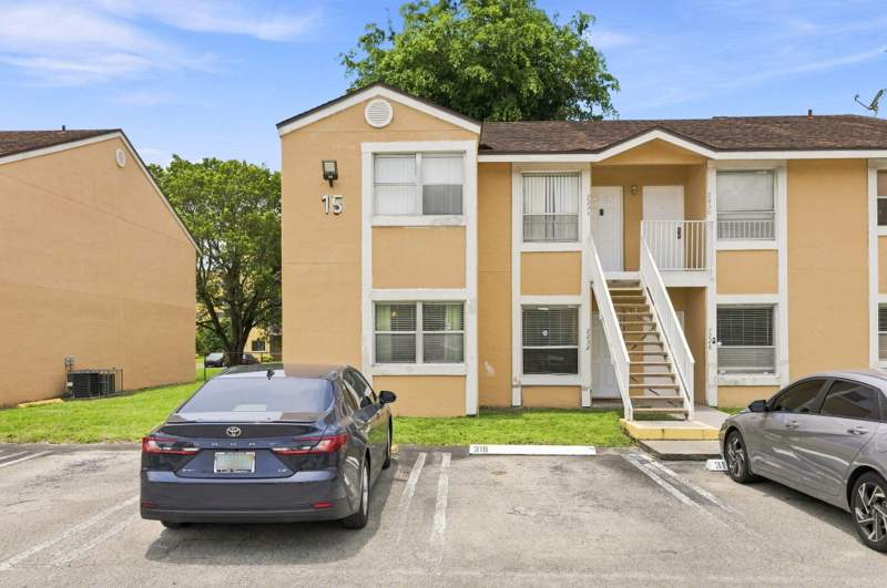 2 bedroom Condominium at 2232 SW 81st Avenue, Verano At Miramar Condo, Miramar — photo 2