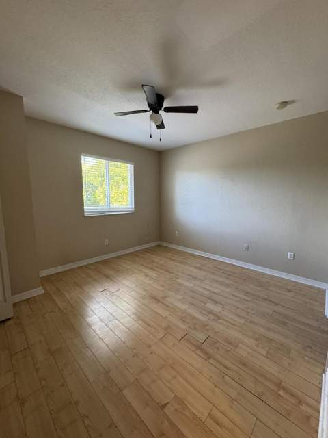 1992 Alamanda Way, Riviera Beach FL - photo 11 of 14