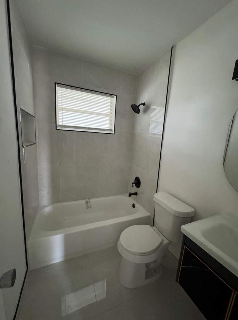 2 bedroom Single Family Residence at 6201 SW 19th Street, Welwyn Manor, Miramar — photo 3