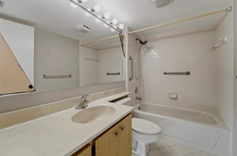 2601 Marina Isle Way #204, Jupiter FL - photo 24 of 55