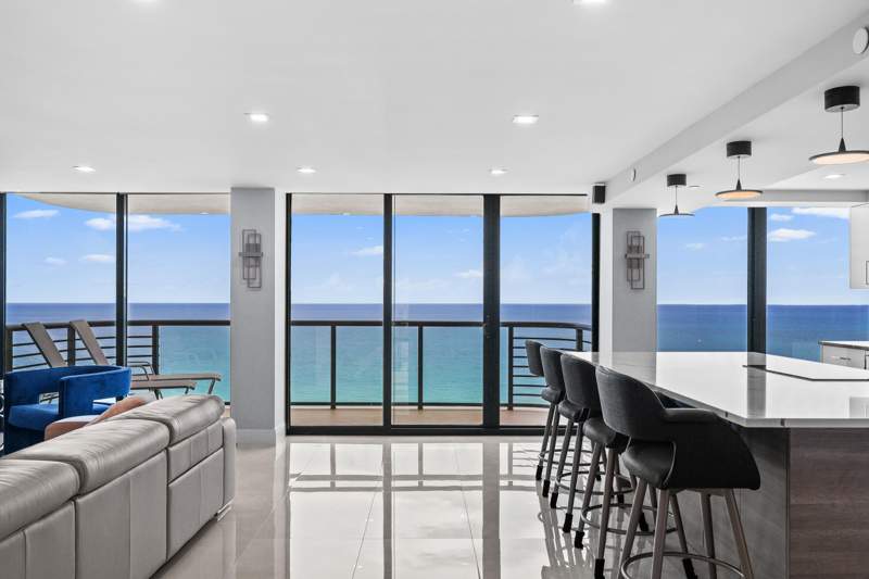 2 bedroom Condominium at 250 S OCEAN Boulevard #15D, MARBELLA CONDO, Boca Raton — photo 1