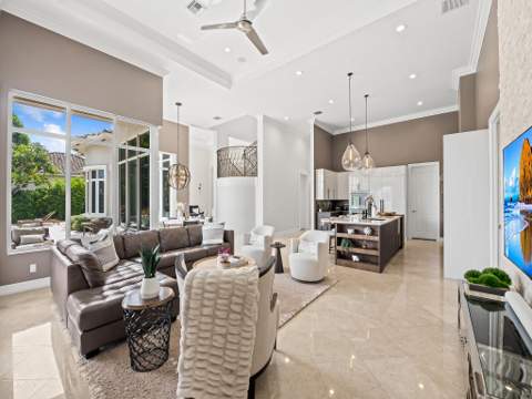 10621 Gray Hawk Street, Plantation FL - photo 15 of 62