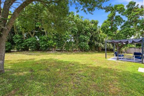 9734 Alaska Circle, Boca Raton FL - photo 13 of 38