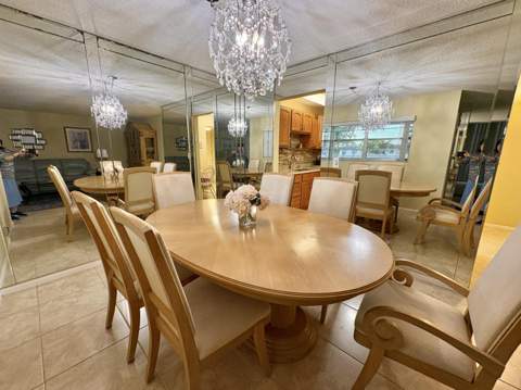 160 Plymouth V, West Palm Beach FL - photo 7 of 24