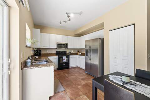 624 NE Bent Paddle Lane, Port St. Lucie FL - photo 14 of 58