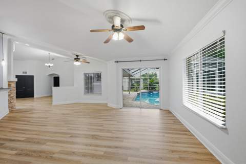 5476 NW Boydga Avenue, Port St. Lucie FL - photo 15 of 36