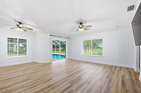 5476 NW Boydga Avenue, Port St. Lucie FL - photo 16 of 36
