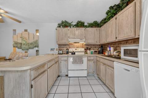 5684 SE Windsong Lane, Stuart FL - photo 8 of 23