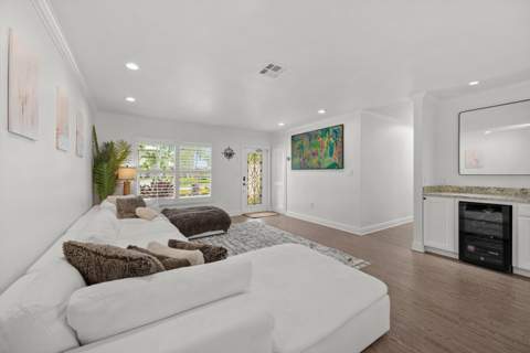 765 Lagoon Drive, North Palm Beach FL - photo 9 of 37