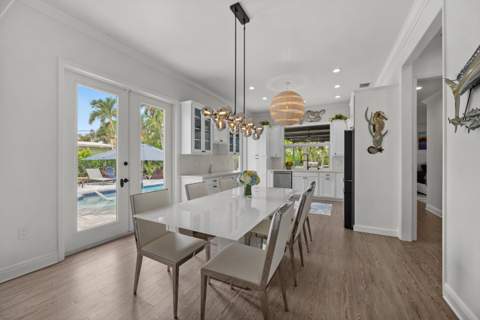 765 Lagoon Drive, North Palm Beach FL - photo 10 of 37