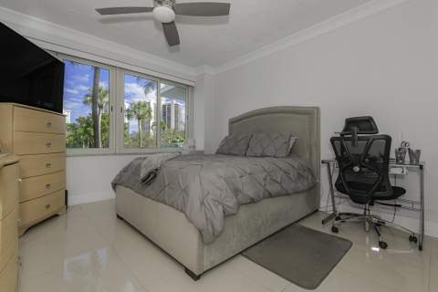 3233 NE 34th Street #215, Fort Lauderdale FL - photo 16 of 28
