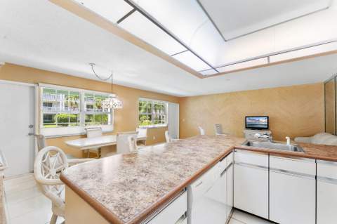 5208 NE 24th Terrace #F124, Fort Lauderdale FL - photo 13 of 23
