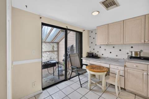 110 Sherwood Circle #4C, Jupiter FL - photo 19 of 36
