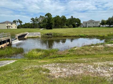 5565 NW Pine Trail Circle, Port St. Lucie FL - photo 8 of 34