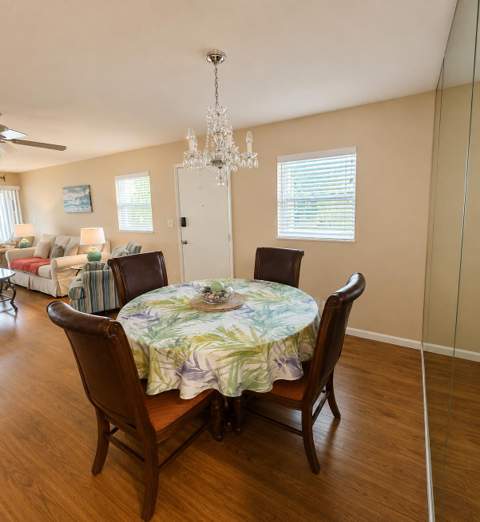 604 Hummingbird Lane, Delray Beach FL - photo 8 of 22