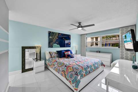 2600 Diana Drive #121, Hallandale Beach FL - photo 15 of 29