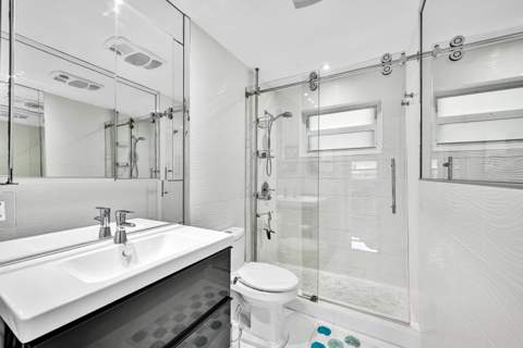 2600 Diana Drive #121, Hallandale Beach FL - photo 17 of 29