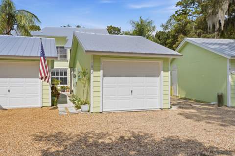 1812 SE Hideaway Circle, Port St. Lucie FL - photo 7 of 40