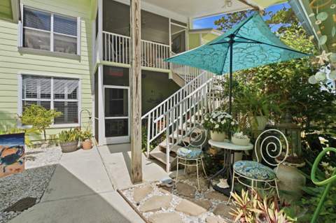 1812 SE Hideaway Circle, Port St. Lucie FL - photo 9 of 40