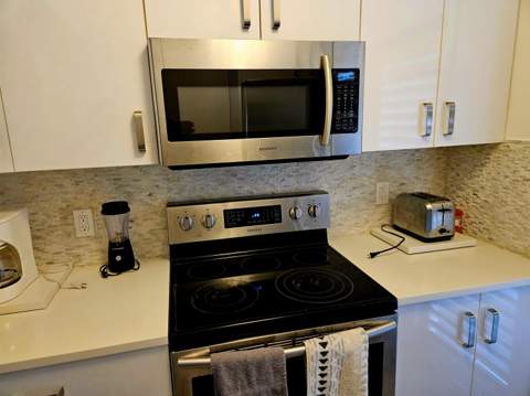1461 S Ocean Boulevard #311, Lauderdale-By-The-Sea FL - photo 24 of 34