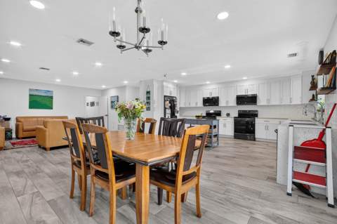 9404 NW 37th Court, Coral Springs FL - photo 9 of 40