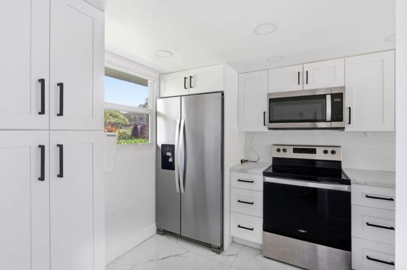 2 bedroom Condominium at 118 Royal Park Drive #1B, Royal Park Condo, Oakland Park — photo 3