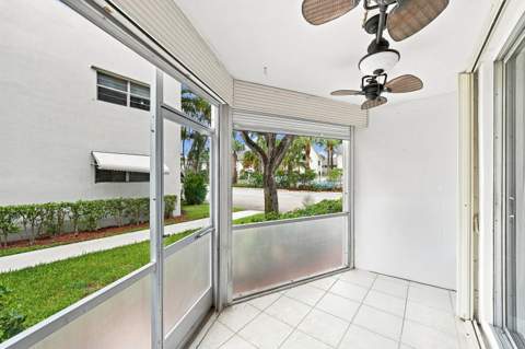 1040 SE 4th Avenue #135, Deerfield Beach FL - photo 23 of 28