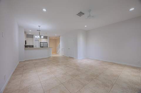 2646 Webb Avenue, Delray Beach FL - photo 10 of 31