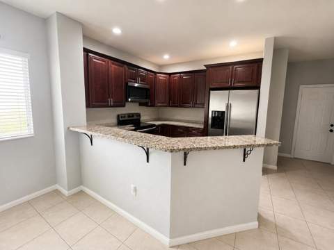 8851 N Isles Circle, Tamarac FL - photo 7 of 9