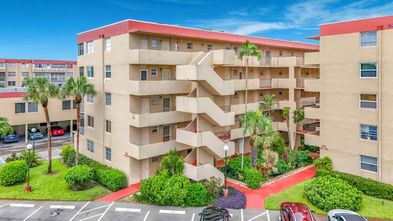 2 bedroom Condominium at 410 NW 68th Avenue #301, Polynesian Gardens Condominium, Plantation — photo 3