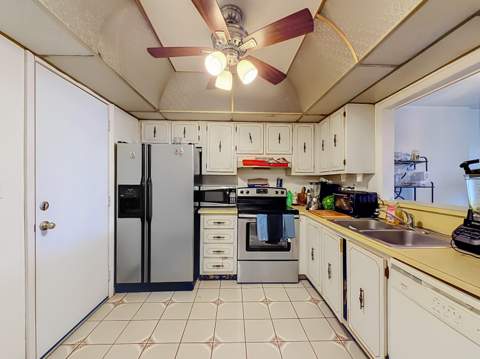 410 NW 68th Avenue #301, Plantation FL - photo 9 of 57