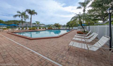 2047 Discovery Circle, Deerfield Beach FL - photo 23 of 26