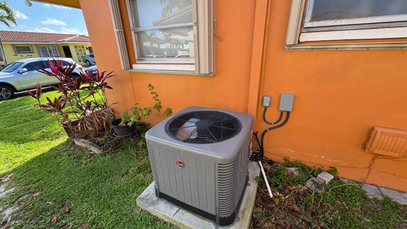 2 bedroom Single Family Residence at 4511 NW 45th Court, Mainlands Of Tamarac Lakes, Tamarac — photo 3