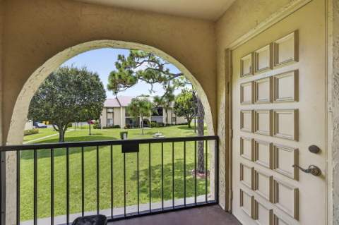 3625 La Aires Court #C-2, Greenacres FL - photo 7 of 46