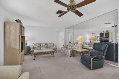 3625 La Aires Court #C-2, Greenacres FL - photo 15 of 46