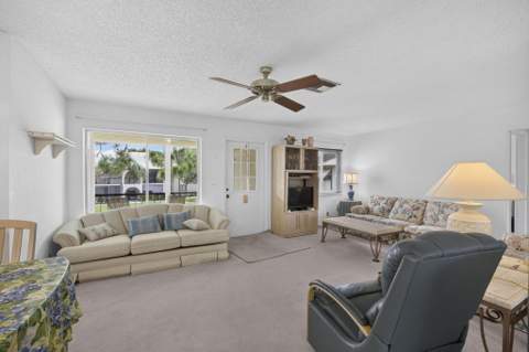 3625 La Aires Court #C-2, Greenacres FL - photo 16 of 46
