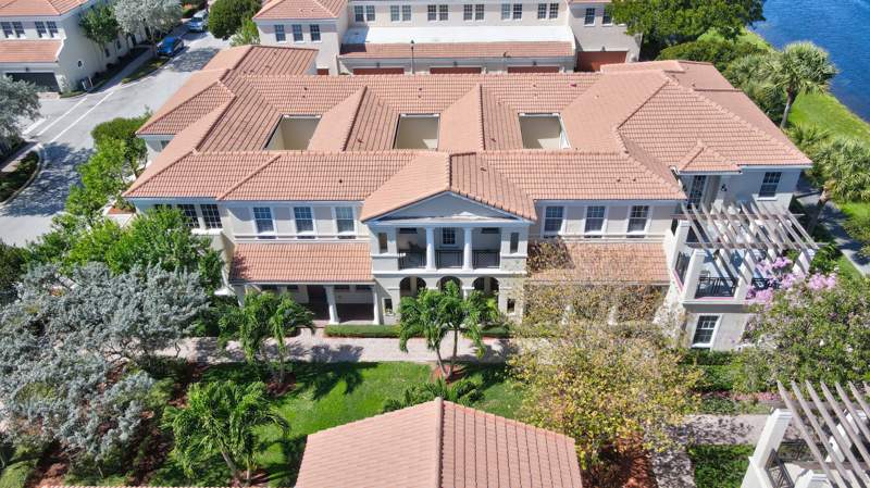 3 bedroom Townhouse at 8332 NW 7th Court, Peninsula Village Greens, Boca Raton — photo 2