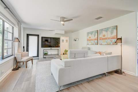 230 Seacrest Lane, Delray Beach FL - photo 10 of 110
