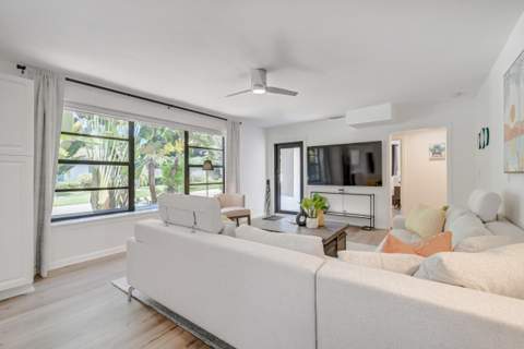 230 Seacrest Lane, Delray Beach FL - photo 11 of 110