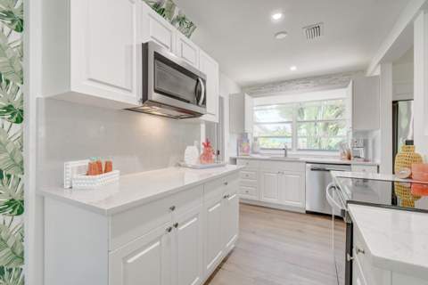 230 Seacrest Lane, Delray Beach FL - photo 16 of 110