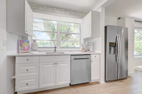 230 Seacrest Lane, Delray Beach FL - photo 17 of 110