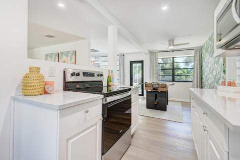 230 Seacrest Lane, Delray Beach FL - photo 18 of 110