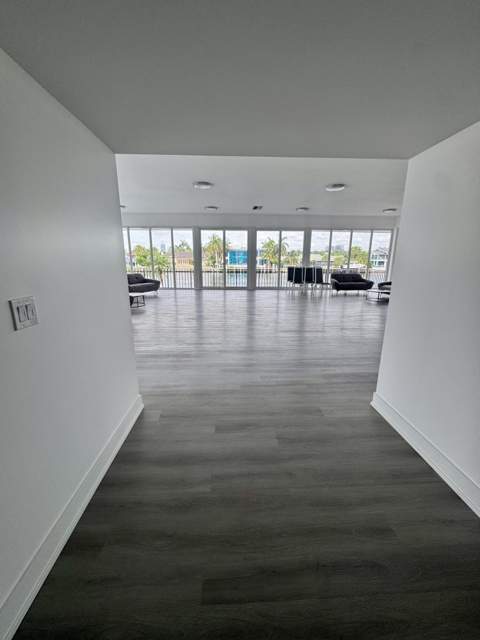 3113 S Ocean Drive #209, Hallandale Beach FL - photo 22 of 27