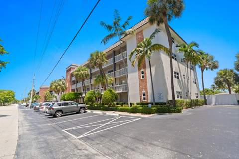 3121 NE 51st Street #204E, Fort Lauderdale FL - photo 17 of 60