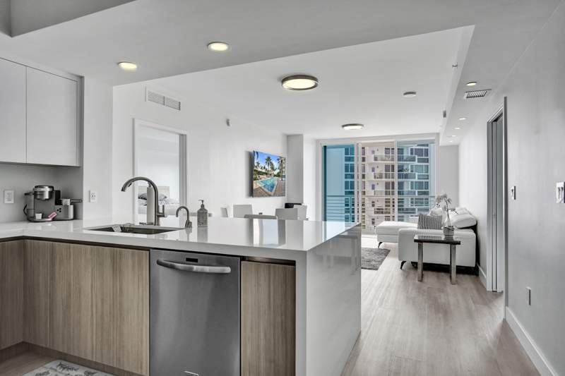 2 bedroom Condominium at 2821 N Ocean Boulevard #1106S, Sapphire Fort Lauderdale Condo, Fort Lauderdale — photo 2