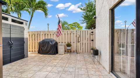 4005 Village Drive #A, Delray Beach FL - photo 22 of 35