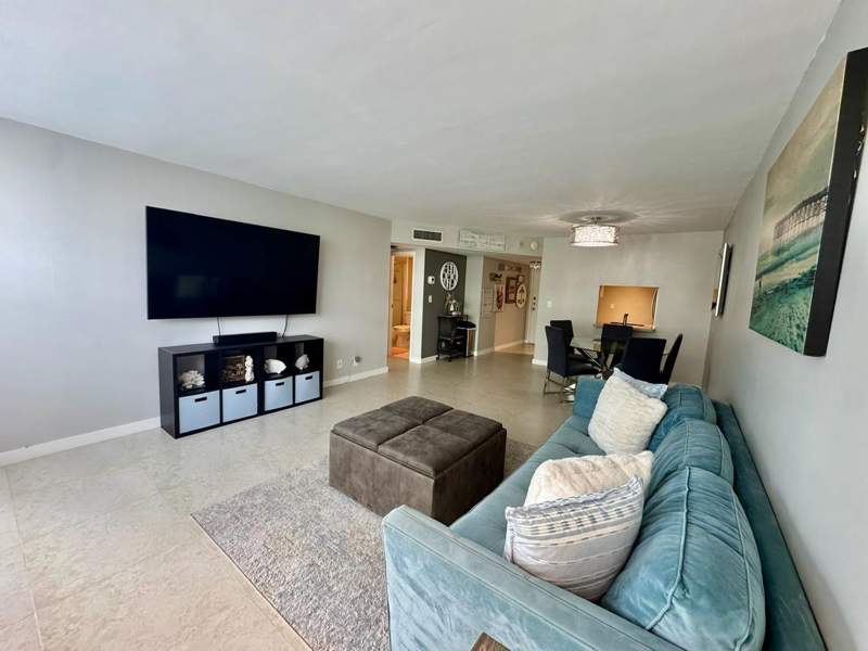 1 bedroom Condominium at 1160 N Federal Highway #315, East Point Towers Condo, Fort Lauderdale — photo 5