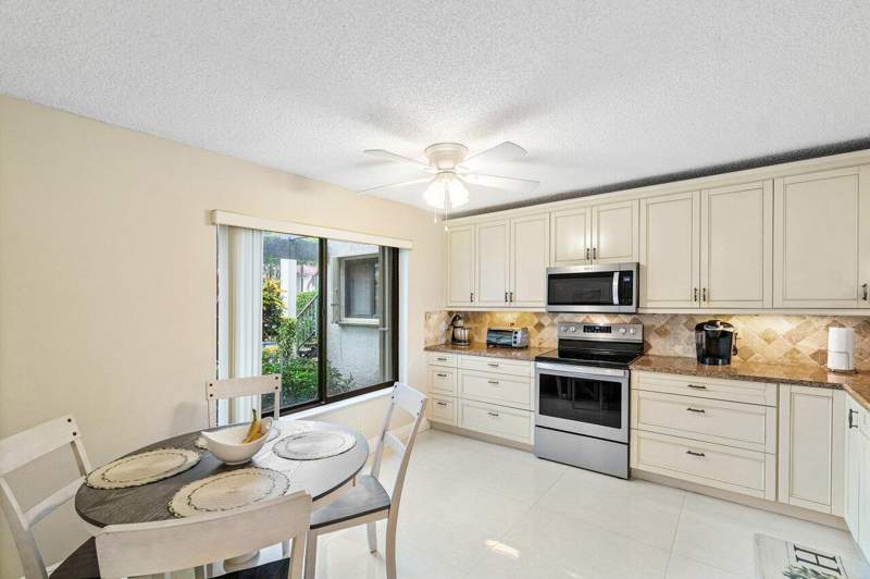 2 bedroom Condominium at 5771 Fairway Park Court #103, Fairway Park Condo, Boynton Beach — photo 4