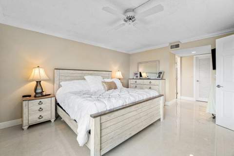 5771 Fairway Park Court #103, Boynton Beach FL - photo 19 of 31